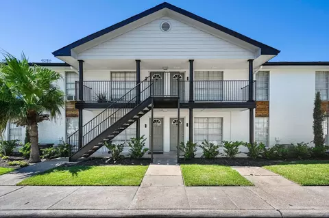 506 S Austin St #16-149, Webster, TX 77598