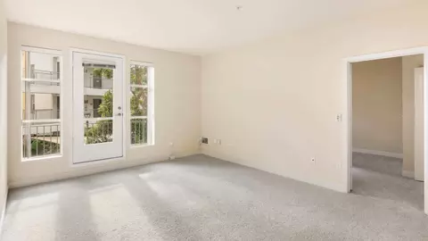 101 Mclellan Dr #3056, South San Francisco, CA 94080