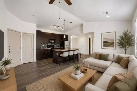33600 N 27th Dr #2100, Phoenix, AZ 85085