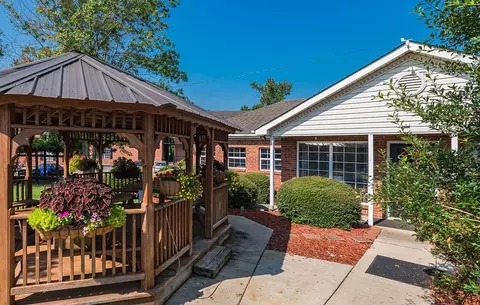 401 College Dr NE #305, Hanceville, AL 35077