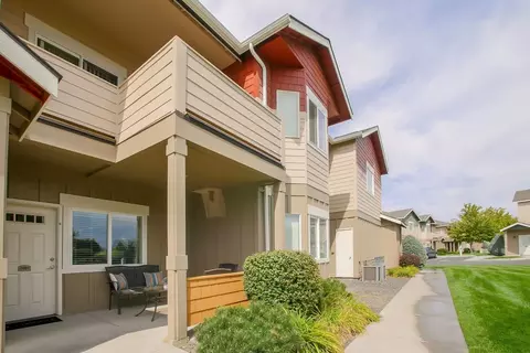 8180 W 4th Ave #F208, Kennewick, WA 99336