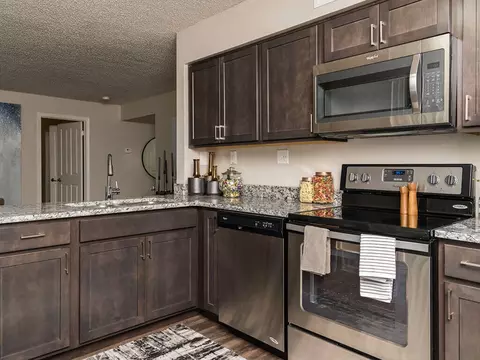 5521 Fairlane Woods Dr #02104, Dearborn, MI 48126