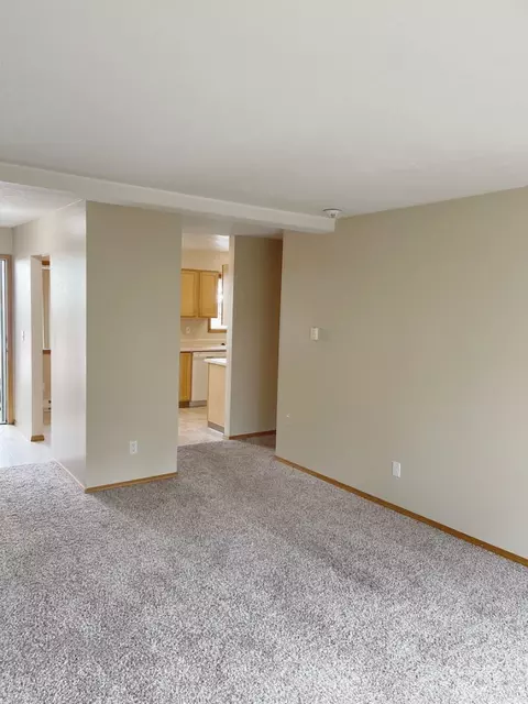 1916 SW Roxbury Ave #9, Portland, OR 97225
