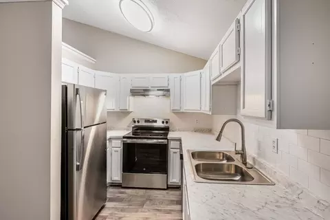 304 S Scientific St #210-210-F, High Point, NC 27260