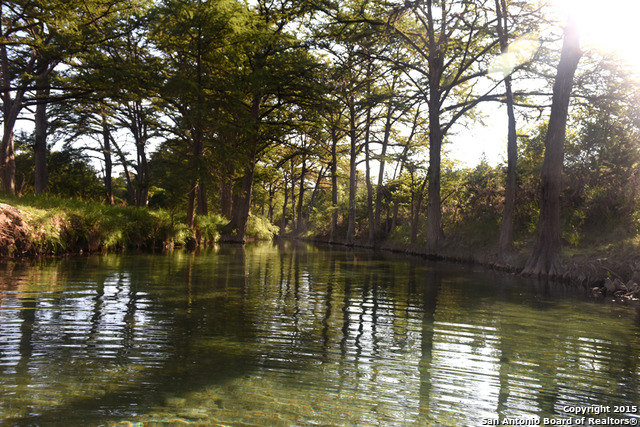 506 Cypress Falls Rd, Utopia, TX 78884 photo 1