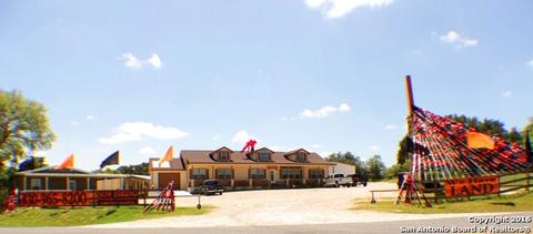 17772 Interstate 35, Lytle, TX 78052 photo 1