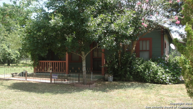 19530 Somerset Rd, Lytle, TX 78052 photo 1