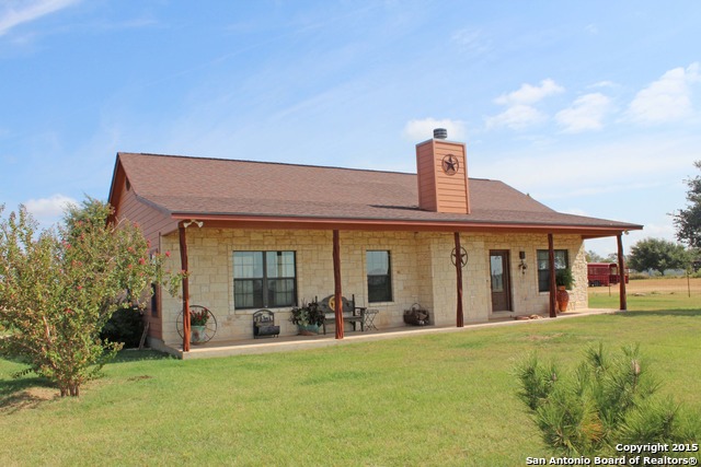 1132 County Road 7611, Devine, TX 78016 photo 1