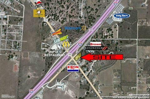 110 Interstate 35, Devine, TX 78016 photo 1