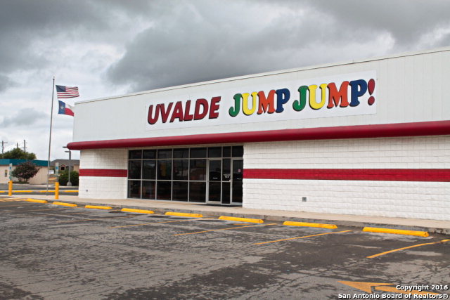 2300 E Main St, Uvalde, TX 78801 photo 1