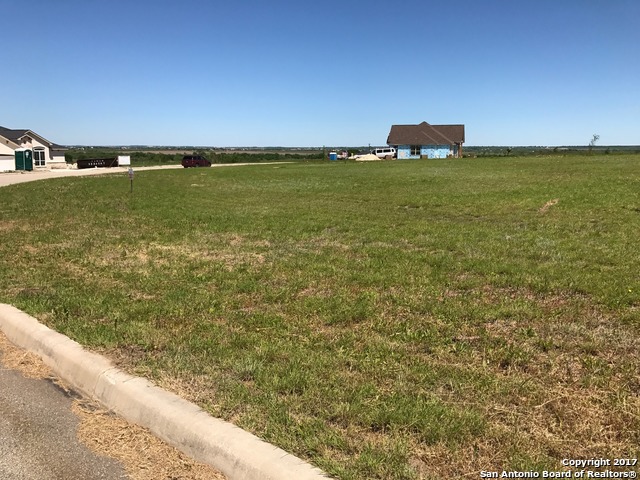706 Abbott Rdg, Saint Hedwig, TX 78152 photo 1