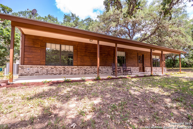 5169 Eichman Rd, Von Ormy, TX 78073 photo 1