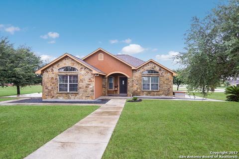 15818 White Cap Dr, Lytle, TX 78052 photo 1