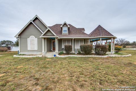 1600 S View Dr, Lytle, TX 78052 photo 1