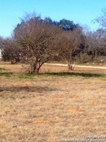 116 Pinn Rd, Lytle, TX 78052 photo 1