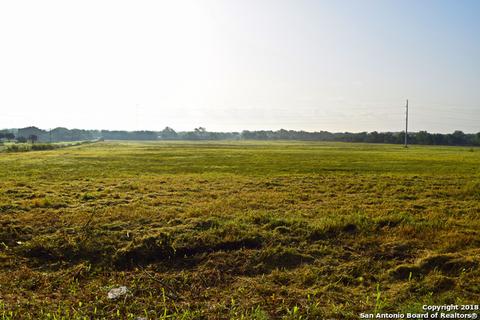 165 Cr 159 E, Leesville, TX 78122 photo 1