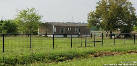 780 County Road 7611, Devine, TX 78016 photo 1