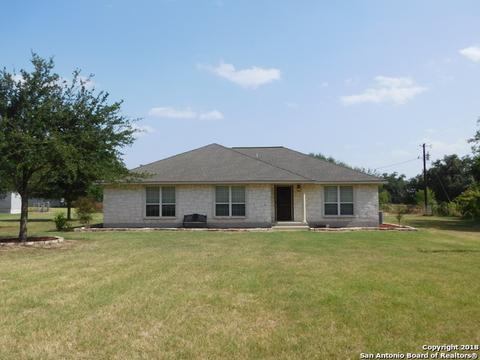 722 County Road 6612, Devine, TX 78016 photo 1