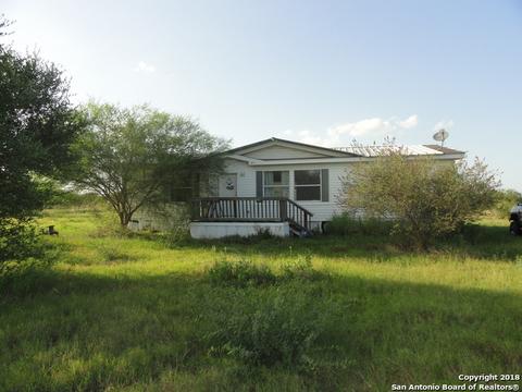 290 County Road 6753, Devine, TX 78016 photo 1