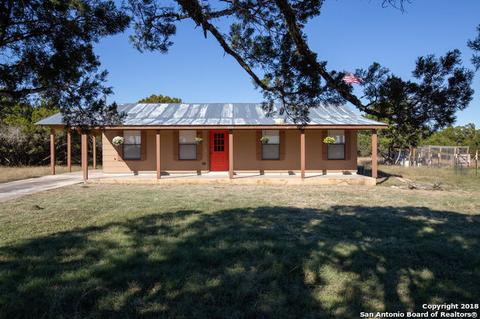 698 Cimarron, Spring Branch, TX 78070 photo 1
