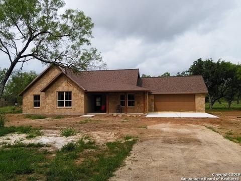 300 S Wind Dr, Lytle, TX 78052 photo 1
