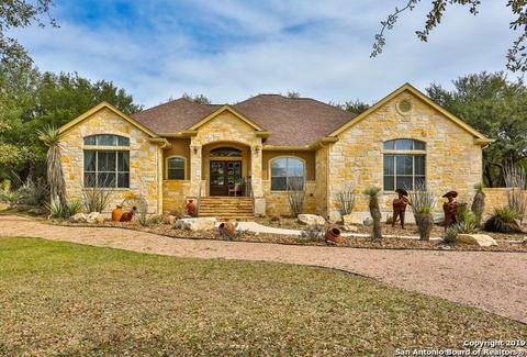 167 Rodalyn Dr Boerne Tx 25 Photos Mls 1366093 Movoto