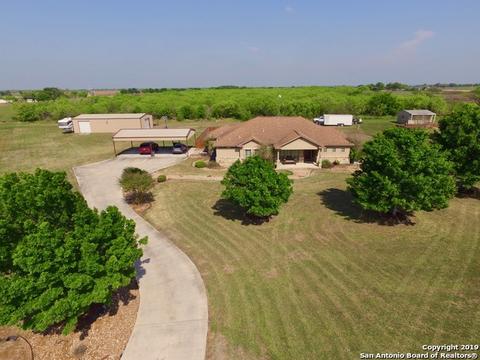 279 County Road 684, Lytle, TX 78052 photo 1