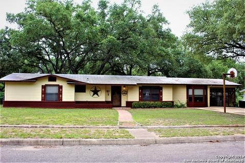 507 Hickory Hwy, Devine, TX 78016 photo 1
