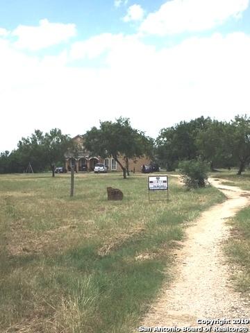 285 Brook Meadow Dr, Lytle, TX 78052 photo 1