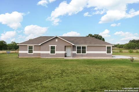 21710 Senior Rd, Von Ormy, TX 78073 photo 1