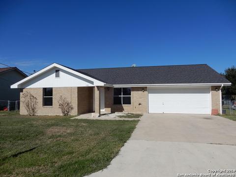 181 Plainview Dr, Poth, TX 78147 photo 1