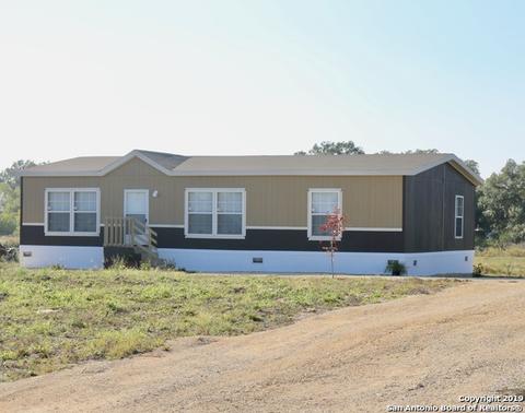 675 County Road 775, Devine, TX 78016 photo 1