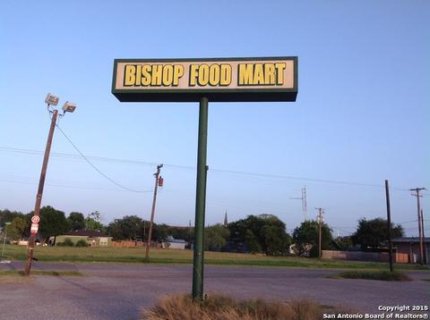 122 E 4th St, Bishop, TX 78343 photo 1