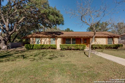 516 Wedgewood Way, Devine, TX 78016 photo 1