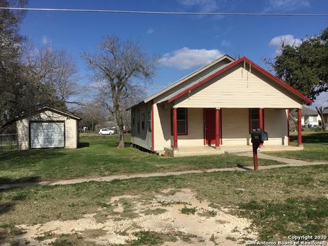 503 Hayden Ave, Devine, TX 78016 photo 1