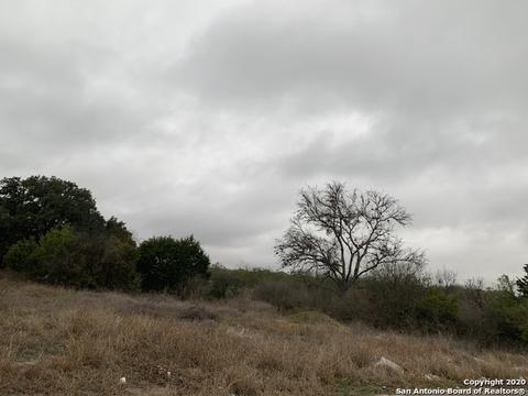 160 Pr 7758, Devine, TX 78016 photo 1