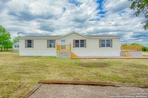 15185 E Lupon Rd, Saint Hedwig, TX 78152 photo 1