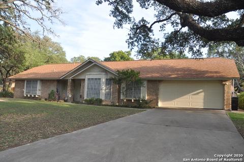 329 W Malone, Devine, TX 78016 photo 1