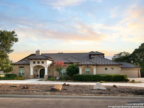 31300 Keeneland Dr, Fair Oaks Ranch, TX 78015
