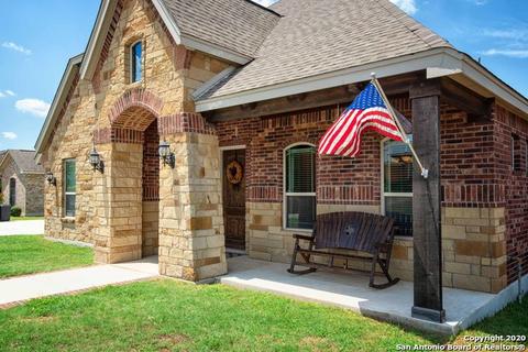 20015 Hyde Park, Lytle, TX 78052 photo 1
