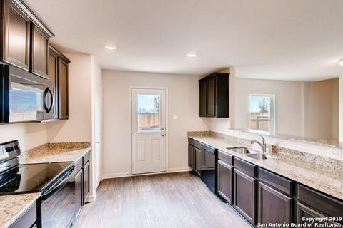 3810 Leighton Hbr, Von Ormy, TX 78073 photo 4