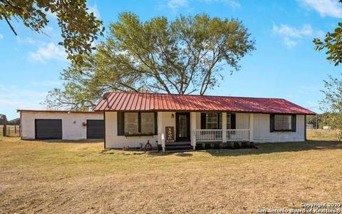 1598 Hickman Rd, Von Ormy, TX 78073 photo 1