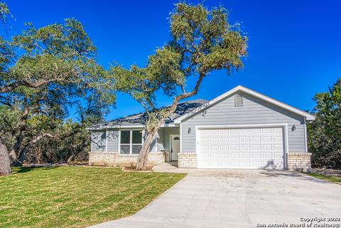 1071 Regency, Spring Branch, TX 78070 photo 1