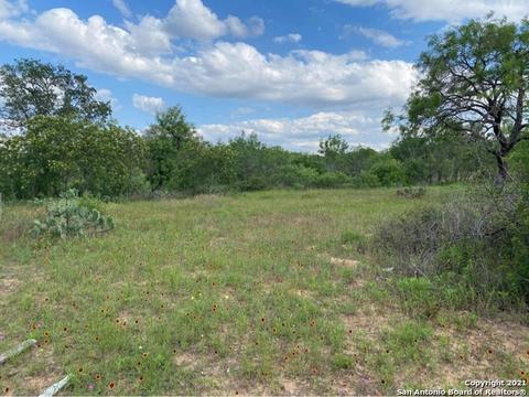 92 Quail Ridge Dr, Lytle, TX 78052 photo 1