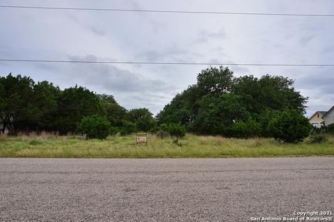 324 Warbler Dr, Spring Branch, TX 78070 photo 1