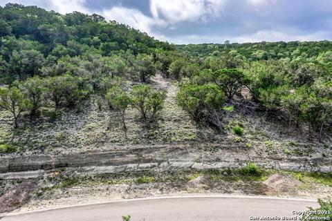 370 Private Road 1742, Mico, TX 78056
