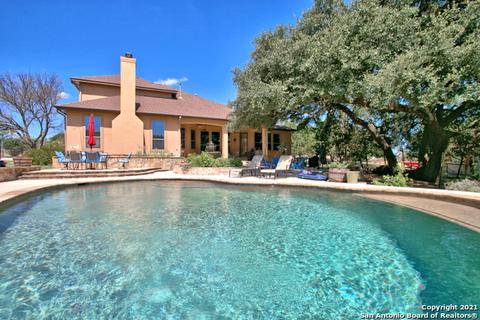 2316 Comal Spgs Canyon Lake Tx 78133 34 Photos Mls 1555902 - Movoto