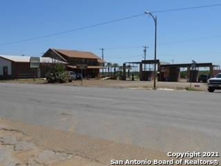 210 S Main St, Cotulla, TX 78014 photo 1