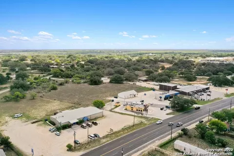 00 Rossville Rd, Devine, TX 78016 photo 3