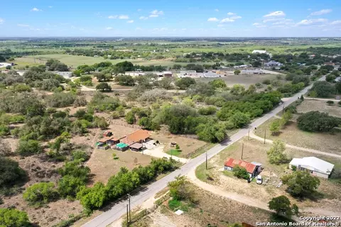 00 Rossville Rd, Devine, TX 78016 photo 5